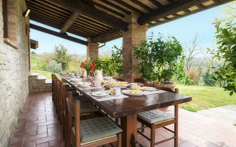 Villa le Logge 12: Mobilia, Tavolo, Legna, Cucina & Sala Da Pranzo Tavolo, Sedia, Lotto, Casa, Agriturismo, Sala Da Pranzo, Mobili Da Esterno
