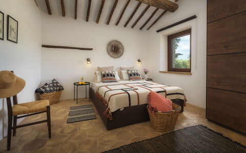 Casale Tavernelle 6: Mobilia, Legna, Interior Design, Pavimentazione, Camera Da Letto, Pavimento, Casa, Letto, Camera, Bedding