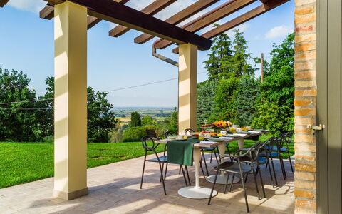Villa Pergola 8: Mobilia, Mobili Da Esterno, Sedia, Lotto, Shade, Giardino, Tavolo Esterno, Struttura Esterna, Backyard, Eco Hotel