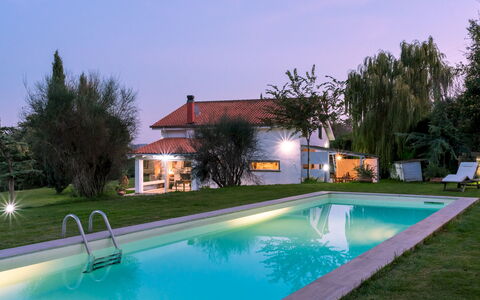 Villa Bubi 8+1: Piscina, Blu, Ricorrere, Casa, Materiale Composito, Estate, Hacienda, Eco Hotel, Agriturismo, Giardino