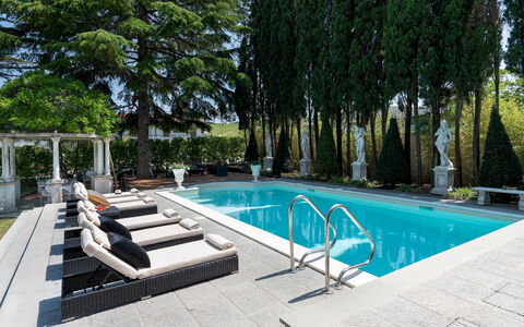 Villa Irma 10: Piscina, Mobili Da Esterno, Ricorrere, Tempo Libero, Materiale Composito, Shade, Eco Hotel, Giochi D'Acqua, Giardino, Landscaping