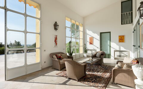 Tenuta Bagni De'Consoli 24: Mobilia, Pavimentazione, Interior Design, Pavimento, Sedia, Illuminazione, Casa, Porta, Soggiorno