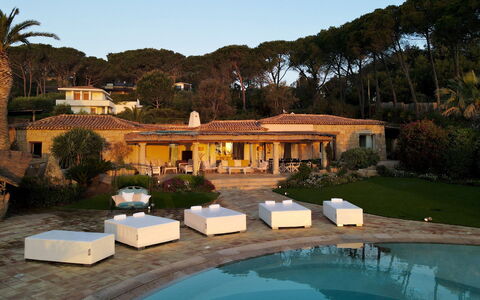 Villa Padulella 8+2: Ricorrere, Estate, Eco Hotel, Mobili Da Esterno, Hacienda, Costa, Villa, Piscina, Landscaping, Resort Citta '