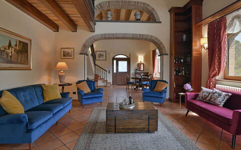 Villa Biddizza 10: Mobilia, Interior Design, Divano, Pavimentazione, Tavolo, Legna, Camera, Soggiorno, Sedia, Pavimento