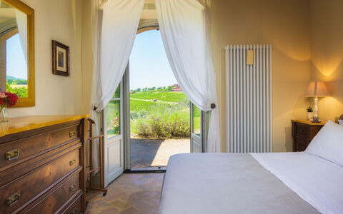 Villa Flaminia 8+2 -: Sedia, Piantagione, Mobili Da Esterno, Piscina, Villa, Eco Hotel, Hotel