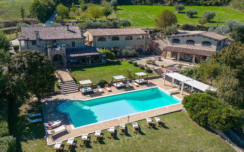 Residenza Collefiorito 26: Ricorrere, Estate, Tempo Libero, Piscina, Ombrello, Hacienda, Villa, Agriturismo, Hotel, Dimora