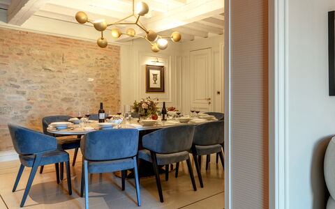 Santa Maria Maddalena 10: Mobilia, Interior Design, Pavimentazione, Parete, Sedia, Sala Da Pranzo, Tavolo, Legna, Cucina & Sala Da Pranzo Tavolo, Lampada