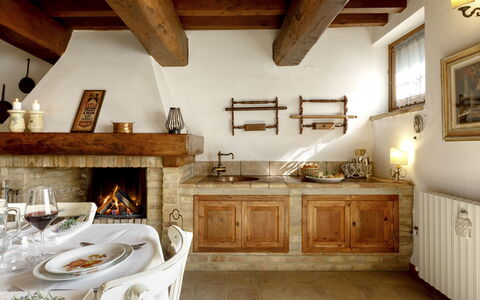 Casatorre 6+2: Interior Design, Legna, Mobilia, Pavimentazione, Soffitto, Cucina, Camera, Illuminazione, Casa, Pavimento