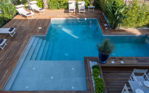 Onda 8: Piscina, Ricorrere, Mobili Da Esterno, Materiale Composito, Giochi D'Acqua, Eco Hotel, Giardino, Tempo Libero, Landscaping, Sedia