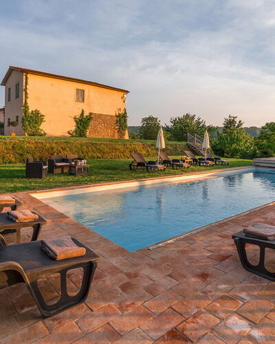 Villa a Casa di Giovanni 12: Piscina, Giardino, Estate, Mobili Da Esterno, Eco Hotel, Landscaping, Ricorrere, Lettino, Hacienda, Cortile