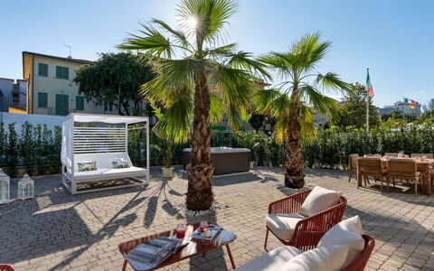 Casa Amare 4+2: Mobili Da Esterno, Shade, Vaso Di Fiori, Ricorrere, Eco Hotel, Giardino, Landscaping, Sedia, Ombrello