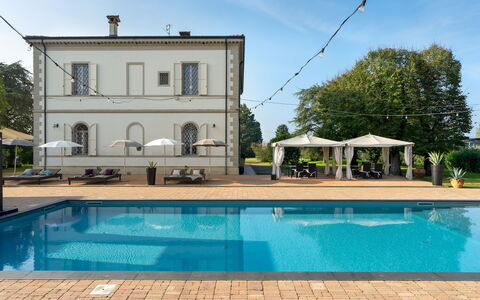Villa Laguna 10: Piscina, Ricorrere, Hotel, Resort Citta ', Villa, Mobili Da Esterno