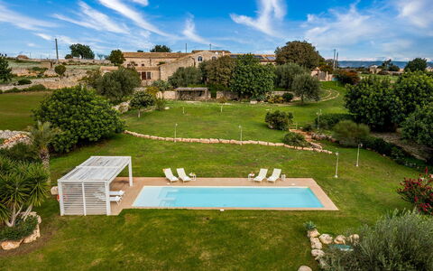 Villa Ramunna 6: Piscina, Paesaggio, Estate, Giardino, Prato, Agriturismo, Ricorrere, Hacienda, Villa, Landscaping