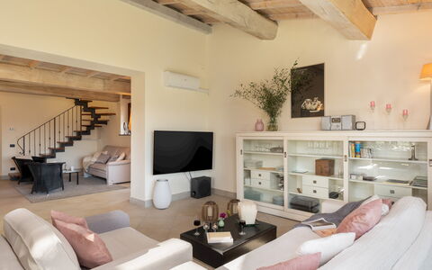 Casa da Sogno 12: Mobilia, Interior Design, Divano, Pavimentazione, Pavimento, Legna, Soggiorno, Camera, Soffitto, Appartamento