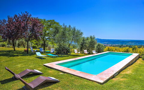 Casale Tre Cipressi 10: Blu, Piscina, Giardino, Prato, Prato, Landscaping, Estate, Agriturismo, Hacienda, Backyard