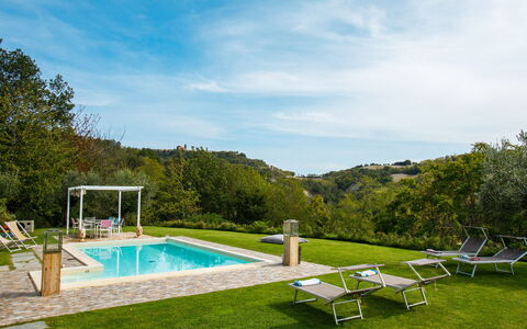 Casalina 8: Piscina, Mobili Da Esterno, Ricorrere, Giardino, Lotto, Mobilia, Eco Hotel, Tempo Libero, Backyard, Landscaping