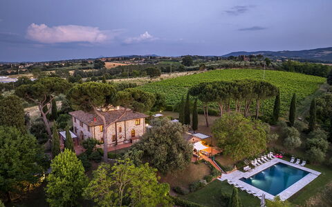 Villa la Monarca 16: Zona Residenziale, Estate, Piscina, Ricorrere, Dimora, Villa, Landscaping, Hacienda, Eco Hotel, Giardino