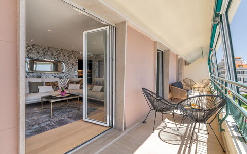 Dimora Mareblu 6: Legna, Mobilia, Interior Design, Pavimento, Pavimentazione, Appartamento, Sedia, Balcone, Soffitto, Color Legno