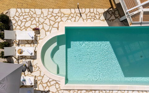 Villa dei Sospiri 4: Piscina, Blu, Mobili Da Esterno, Ricorrere, Materiale Composito, Eco Hotel, Lettino, Hotel, Piastrella, Terme