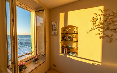 Aurora 2+2: Legna, Mare, Interior Design, Oceano, Appartamento, Costa, Color Legno, Porta A Casa, Balcone, Pianta Della Casa