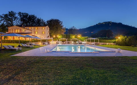 Villa Ginevra 12: Piscina, Ricorrere, Terme, Mobili Da Esterno, Estate, Hotel, Landscaping, Resort Citta ', Lettino, Villa