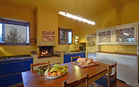 Terra San Raffaele 10+3: Mobilia, Interior Design, Cucina, Legna, Pavimentazione, Soffitto, Camera, Controsoffitto, Illuminazione, Tavolo