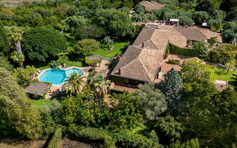Linera 10: Estate, Giardino, Piscina, Ricorrere, Eco Hotel, Agriturismo, Landscaping, Hacienda, Villa, Dimora