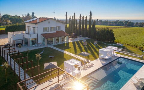 Villa Oxa 12+2: Estate, Villa, Dimora, Landscaping, Piscina