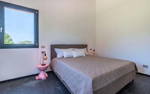Villa Mamon 6+2: Letto, Camera Da Letto, Interior Design, Pavimento, Pavimentazione, Illuminazione, Casa, Camera, Mobilia, Lenzuolo