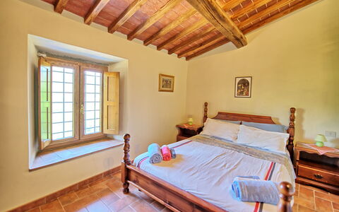 Poggio Conca: Camera Da Letto, Proprietà, Camera, Letto, Mobilia, Costruzione, Soffitto, Casa, Immobiliare, Lenzuolo