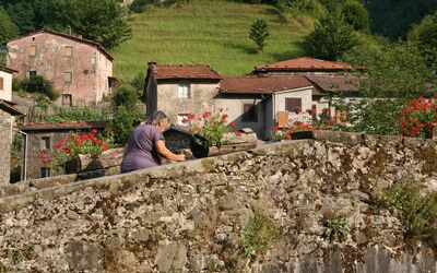 The village Fabbriche di Valico