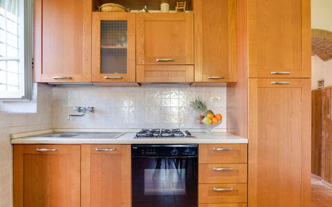 Alloggio:&nbsp;Forno 690.4