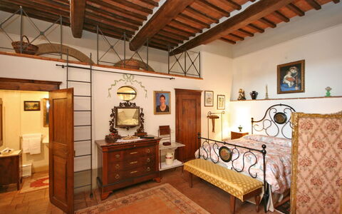Santo Agostino: Camera, Proprietà, Costruzione, Interior Design, Soffitto, Casa, Mobilia, Immobiliare, Architettura, Casa