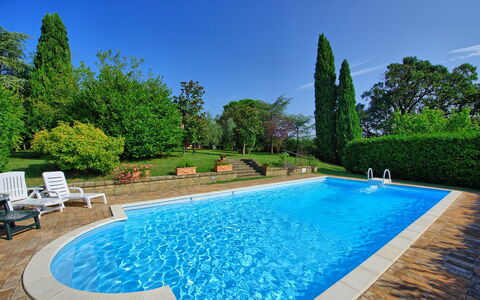 Casale Giulio: Piscina, Proprietà, Immobiliare, Tempo Libero, Estate, Acqua, Casa, Erba, Vacanza, Backyard
