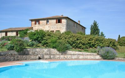 San Donnino: Proprietà, Piscina, Casa, Costruzione, Immobiliare, Casa, Villa, Zona Residenziale, Estate, Tempo Libero