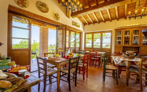 Villa Amadeo: Camera, Costruzione, Proprietà, Interior Design, Mobilia, Tavolo, Sala Da Pranzo, Immobiliare, Casa, Ristorante