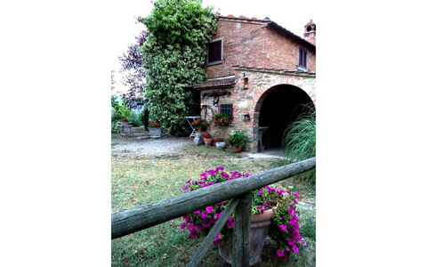 Fattoria la Gabola: Pianta, Costruzione, Fiore, Finestra, Petalo, Casa, Erba, Paesaggio Naturale, Paesaggio, Area Rurale