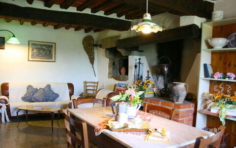 San Eusebio: Camera, Proprietà, Costruzione, Interior Design, Casa, Mobilia, Tavolo, Ristorante, Immobiliare, Sala Da Pranzo