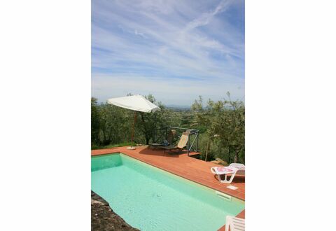 San Eusebio: Acqua, Nube, Cielo, Pianta, Costruzione, Piscina, Mobili Da Esterno, Shade, Rettangolo, Albero