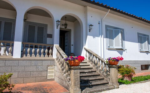 Casa Grion: Piscina, Casa, Villetta, Estate, Agriturismo, Giardino, Villa, Hacienda, Cortile, Landscaping
