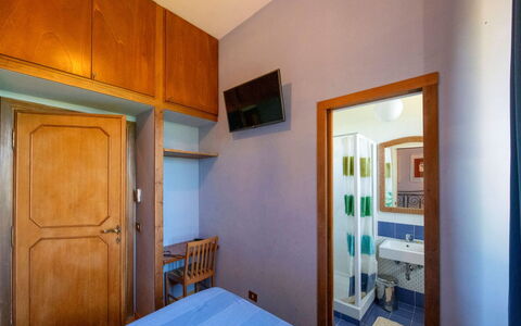 Casa Grion: Parete, Legna, Interior Design, Pavimento, Pavimentazione, Soffitto, Camera, Mobilia, Letto, Camera Da Letto