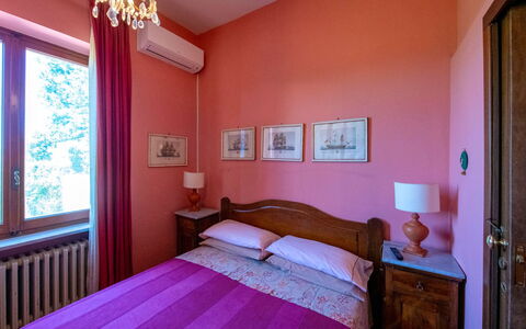 Casa Grion: Interior Design, Parete, Mobilia, Camera Da Letto, Letto, Lenzuolo, Legna, Biancheria, Bedding, Tessile