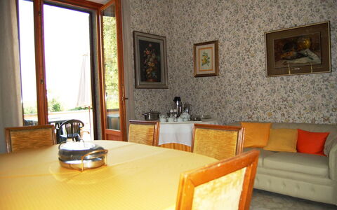 Casa Grion: Camera, Proprietà, Mobilia, Costruzione, Interior Design, Soggiorno, Casa, Parete, Immobiliare, Tavolo