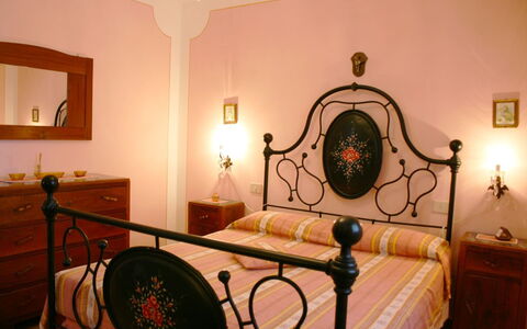 Podere San Bono: Camera, Proprietà, Mobilia, Interior Design, Costruzione, Casa, Camera Da Letto