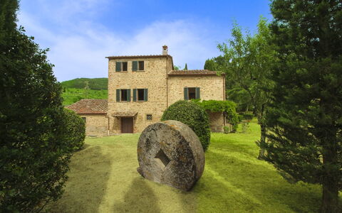 Olivo: Erba, Casa, Casa, Area Rurale, Villetta, Agriturismo, Estate, Prato, Prato, Landscaping