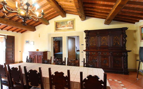 Casa Bella: Proprietà, Camera, Costruzione, Soffitto, Interior Design, Fascio, Mobilia, Casa, Estate, Immobiliare