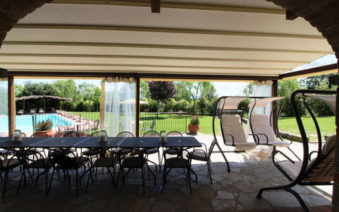 La Quiete: Shade, Sedia, Illuminazione, Tempo Libero, Tinte E Ombre, Albero, Mobili Da Esterno, Evento, Pianta, Landscaping