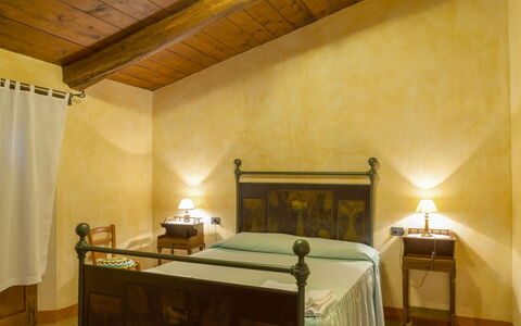 Casa la Primula: Interior Design, Mobilia, Pavimentazione, Parete, Pavimento, Legna, Soffitto, Camera, Letto, Camera Da Letto