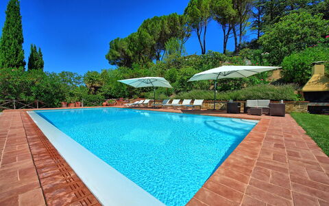 Casa Lucia: Piscina, Proprietà, Immobiliare, Azzurro, Costruzione, Estate, Tempo Libero, Casa, Vacanza, Ricorrere