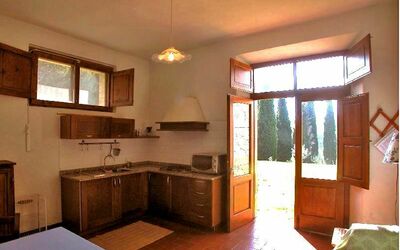 Bernardino: kitchen and view